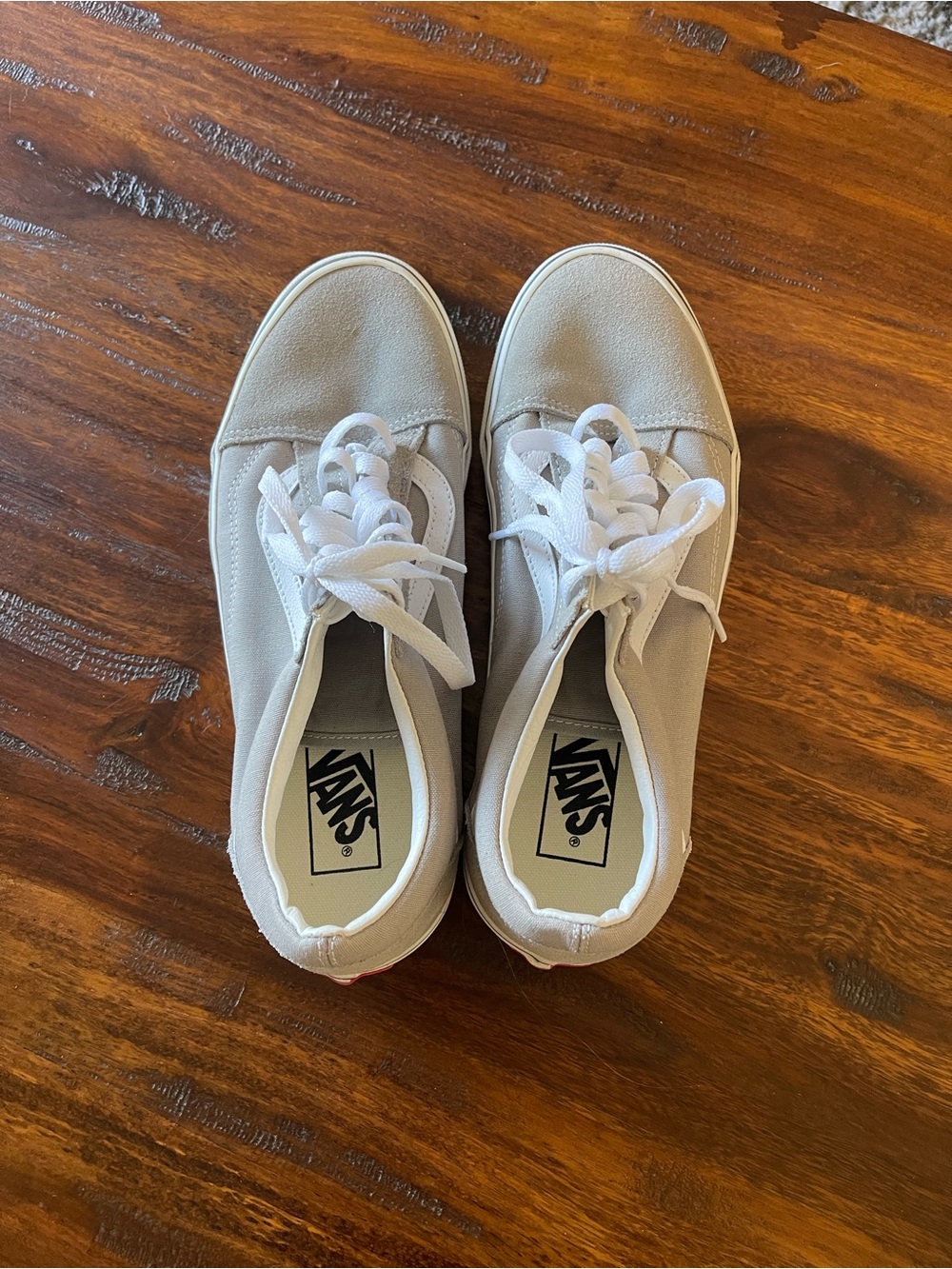 Vans Classic Low-Top Sneakers in Light Gray - Picture 2 of 4